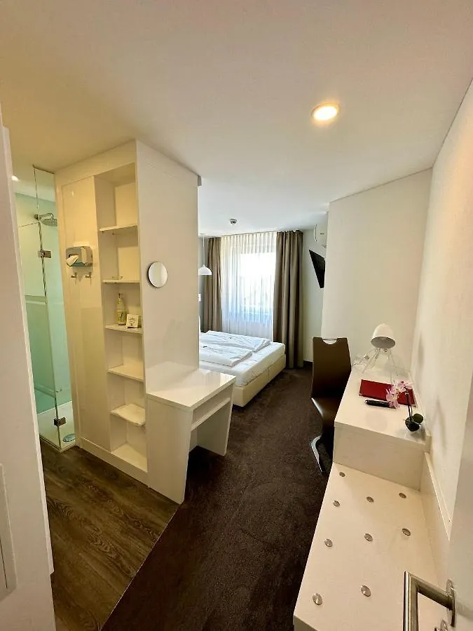 Hotel Guenter Lenting 3*,